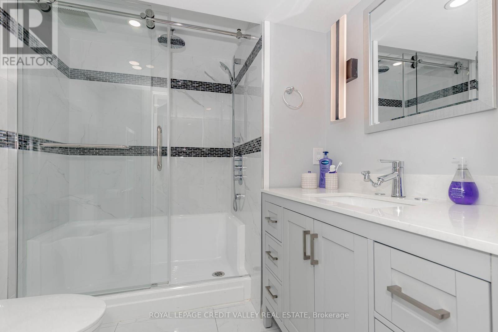 119 Connaught Crescent, Caledon, Ontario  L7E 2S3 - Photo 40 - W12138724