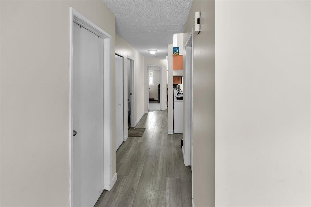 Property at 6 9493 BROADWAY STREET image 3