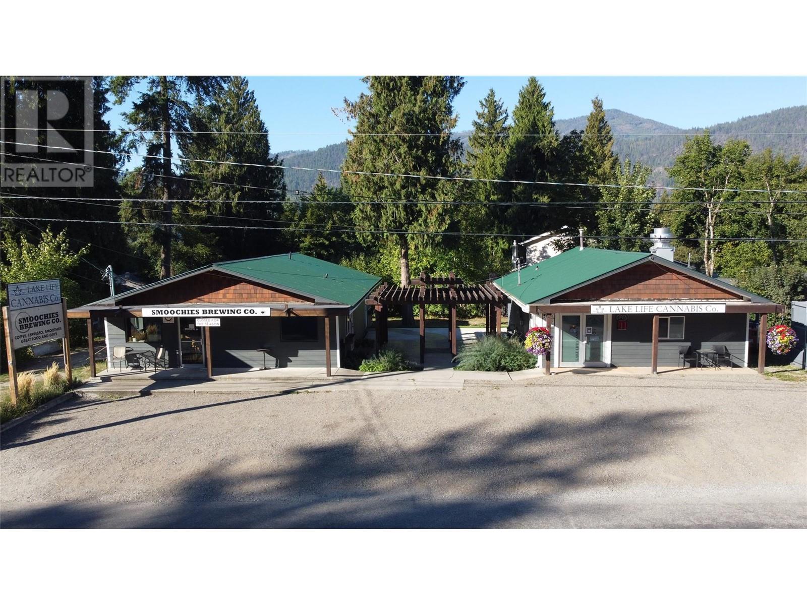 1885 Bakery Frontage Road, Christina Lake, British Columbia  V0H 1E0 - Photo 1 - 10347278