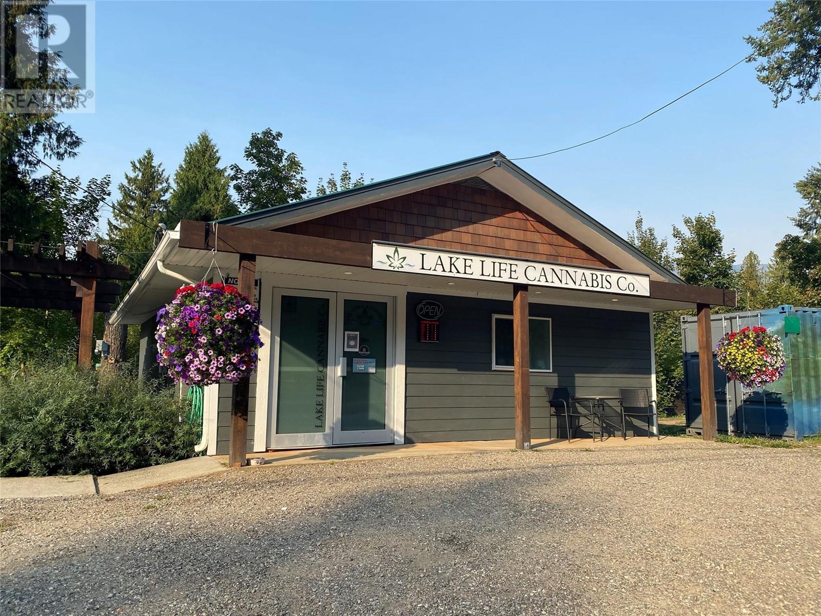 1885 Bakery Frontage Road, Christina Lake, British Columbia  V0H 1E0 - Photo 2 - 10347278