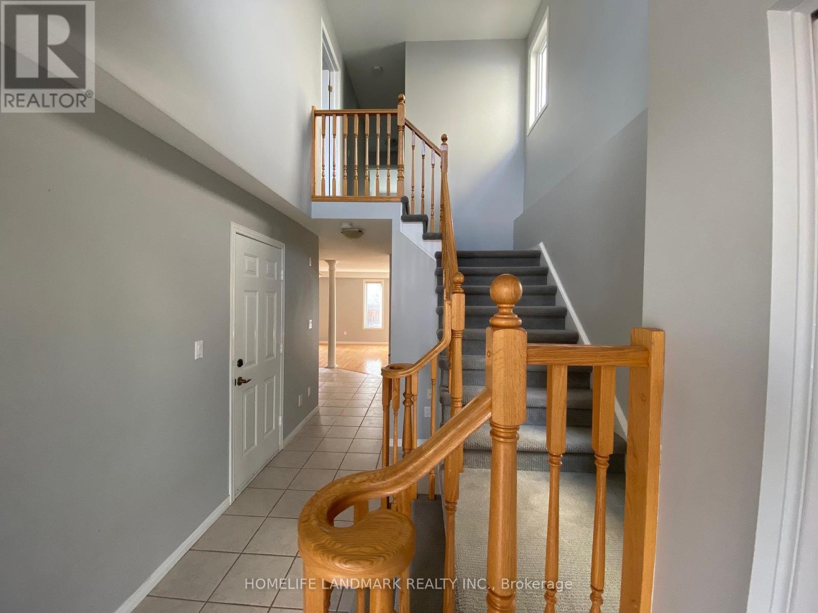 B - 664 Columbia Forest Boulevard, Waterloo, Ontario  N2V 2K9 - Photo 1 - X12138732