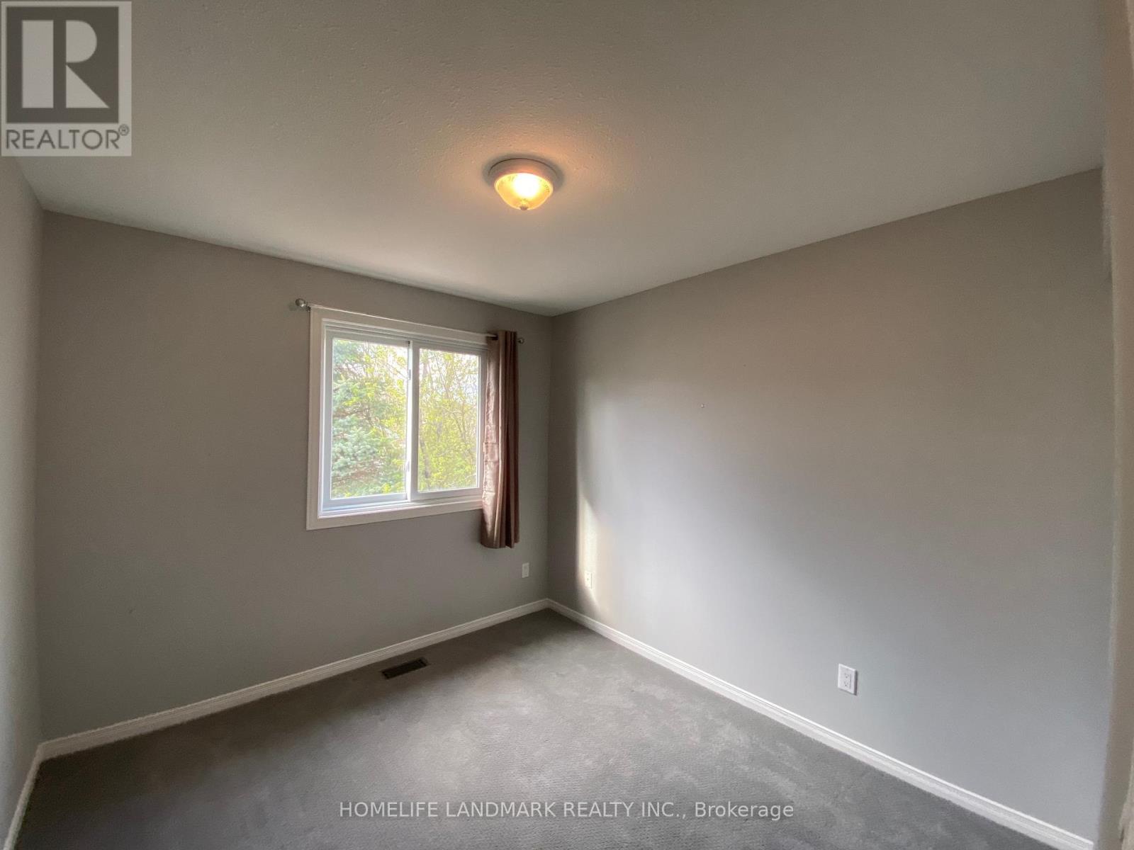 B - 664 Columbia Forest Boulevard, Waterloo, Ontario  N2V 2K9 - Photo 12 - X12138732