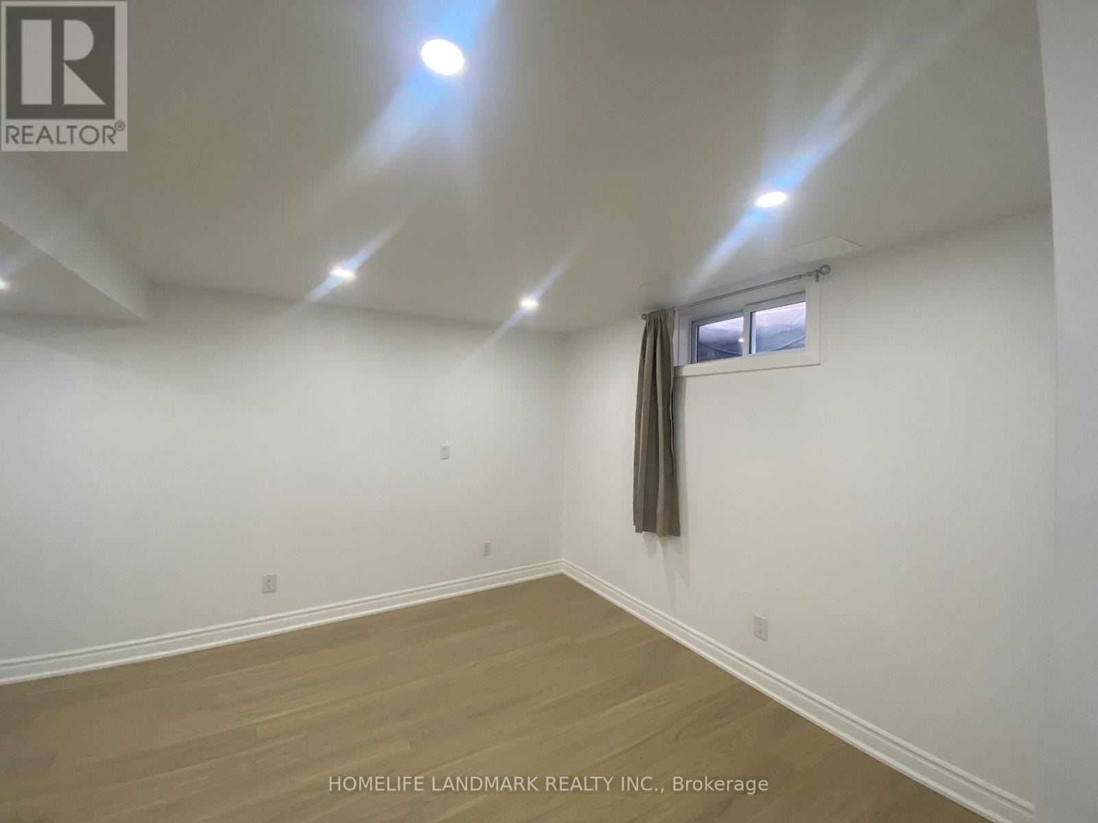B - 664 Columbia Forest Boulevard, Waterloo, Ontario  N2V 2K9 - Photo 17 - X12138732