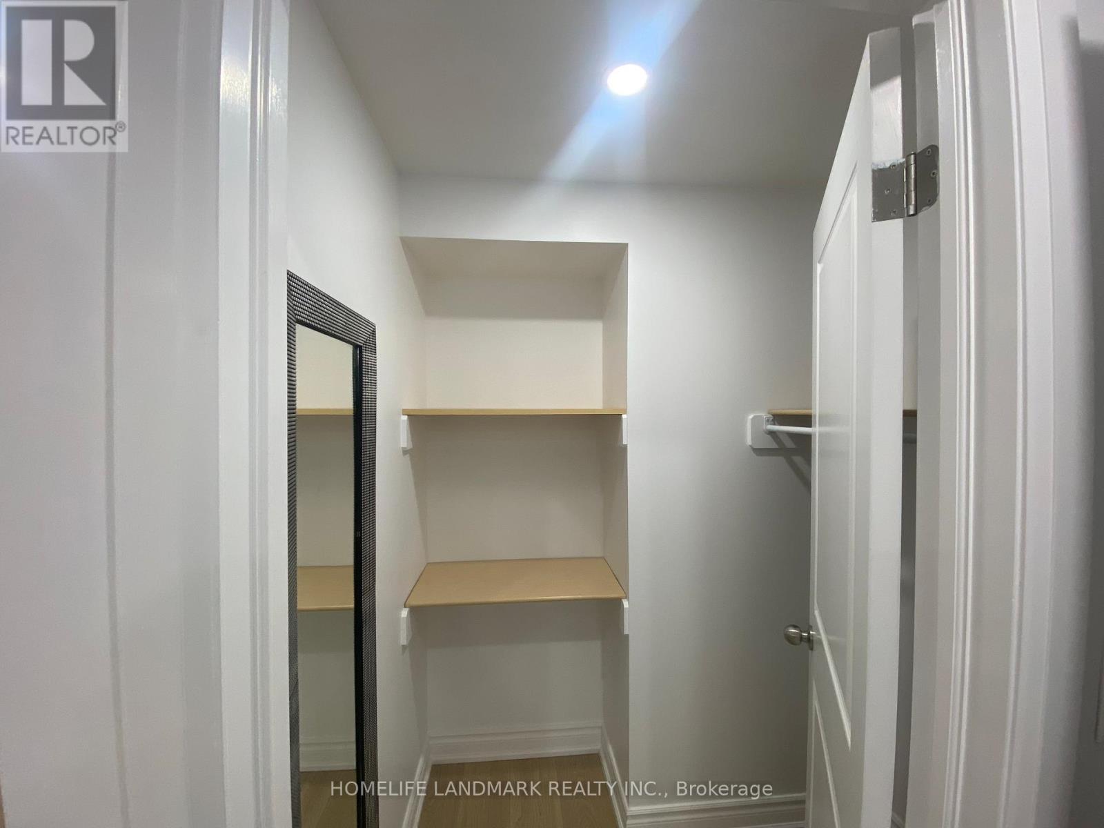 B - 664 Columbia Forest Boulevard, Waterloo, Ontario  N2V 2K9 - Photo 18 - X12138732
