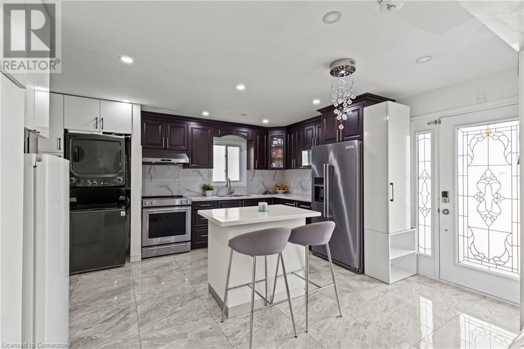 Property at 21 GRAND RIVER Court image 4