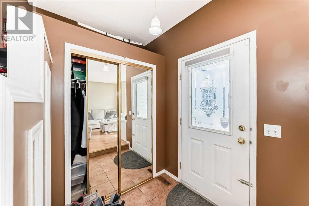 45 Tarington Green Ne, Calgary, Alberta  T3J 3X3 - Photo 3 - A2210807