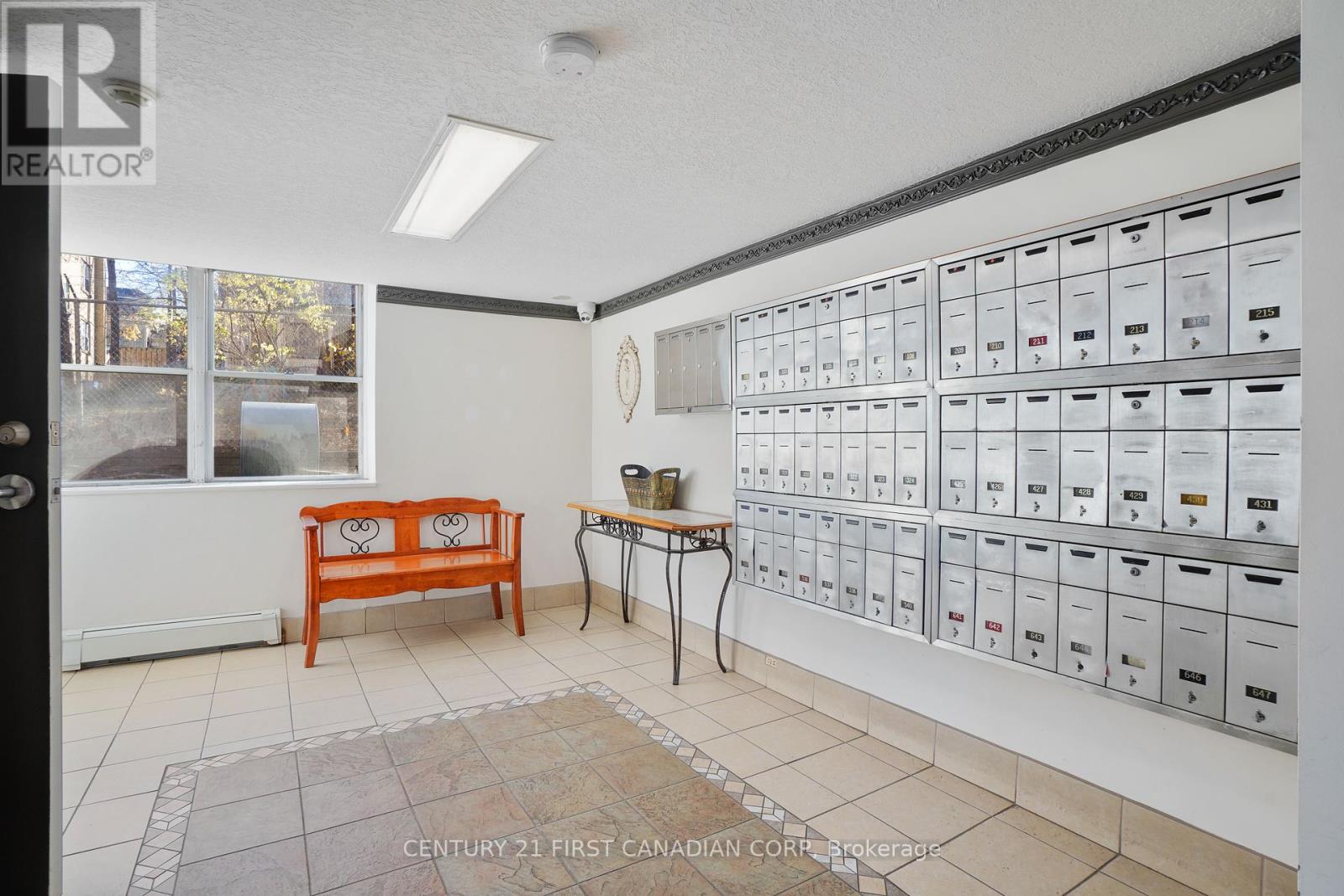 217 - 75 High Street, London South (South F), Ontario  N6C 4J8 - Photo 19 - X12138746