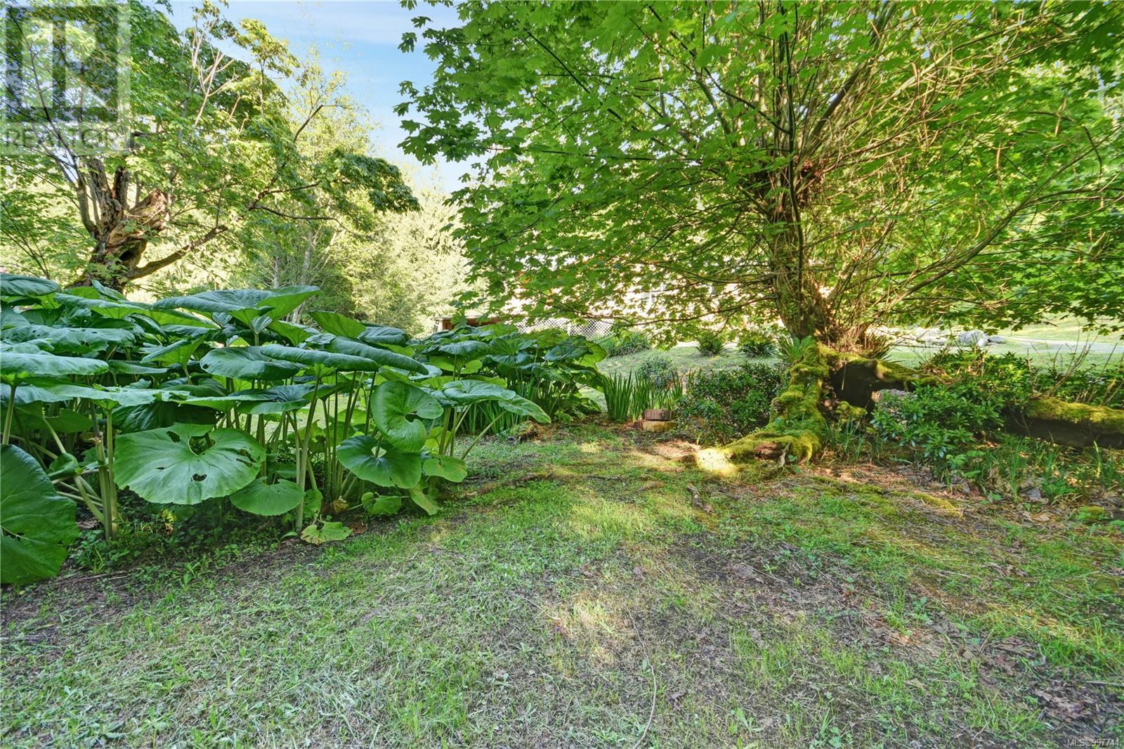 160 Rosislos Blvd, Gabriola Island, British Columbia  V0R 1X1 - Photo 23 - 997741
