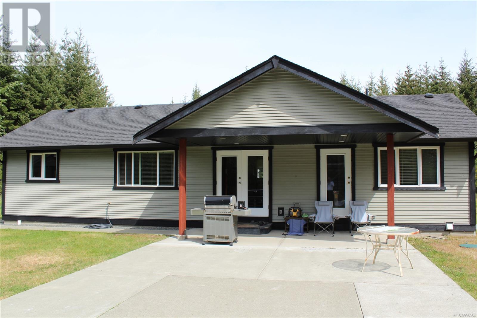 Property at 2932 RENFREW Rd image 3