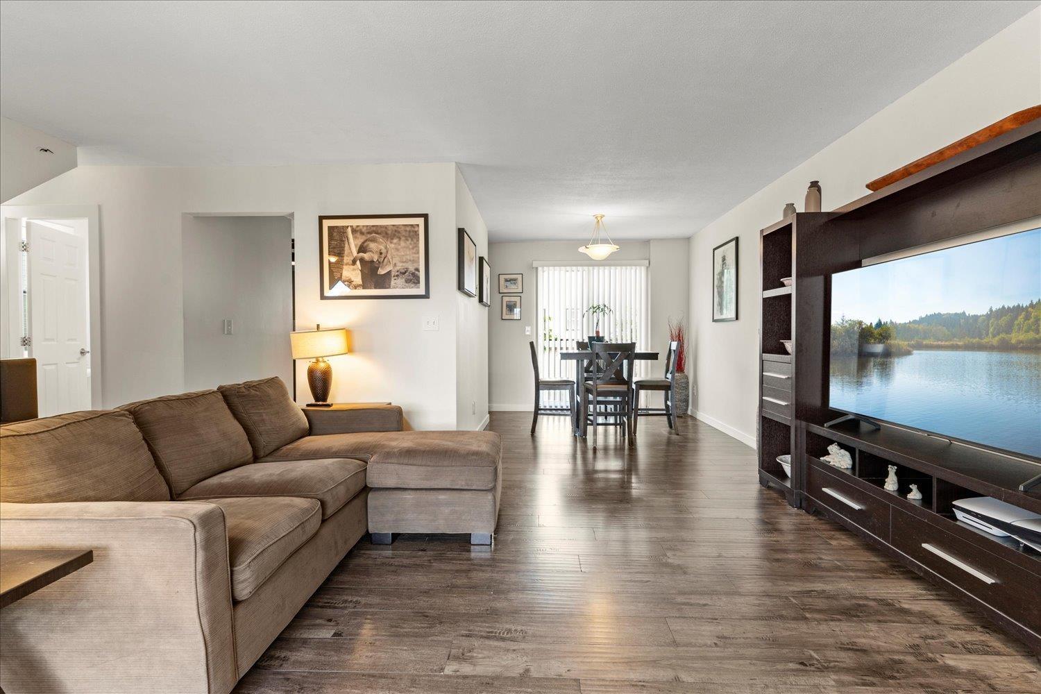 Property at 47 45740 THOMAS ROAD image 4