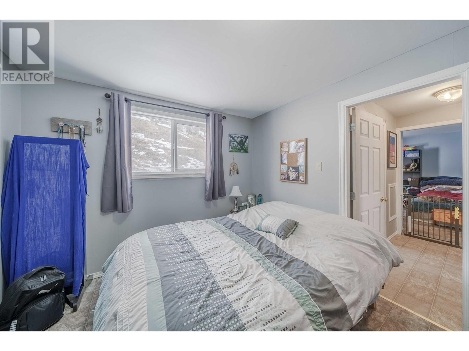 1504 Carson Street, Clinton, British Columbia  V0K 1K0 - Photo 11 - 10334010