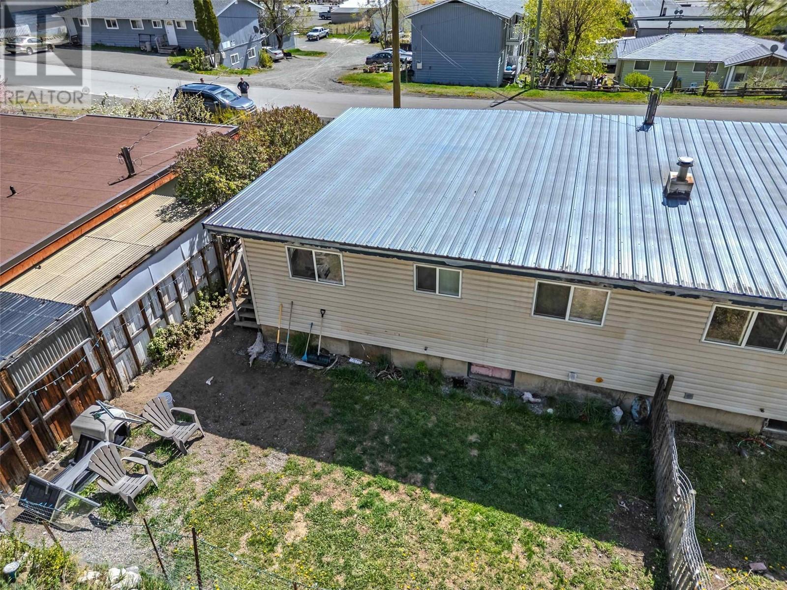 1504 Carson Street, Clinton, British Columbia  V0K 1K0 - Photo 24 - 10334010