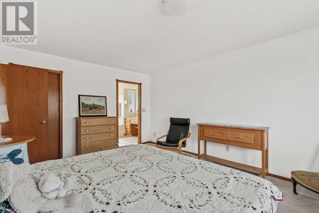 33 Evergreen Gardens Sw, Calgary, Alberta  T2Y 2V9 - Photo 29 - A2213369