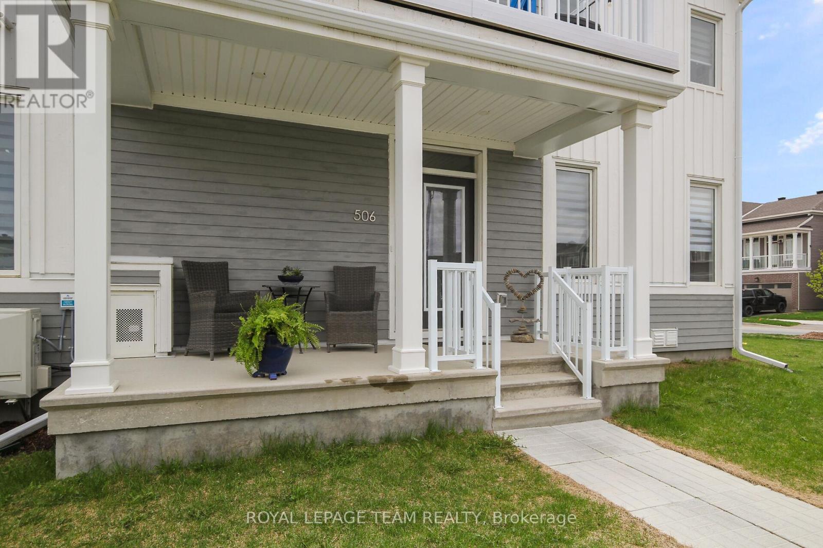 Property at 506 OLDENBURG AVENUE image 2