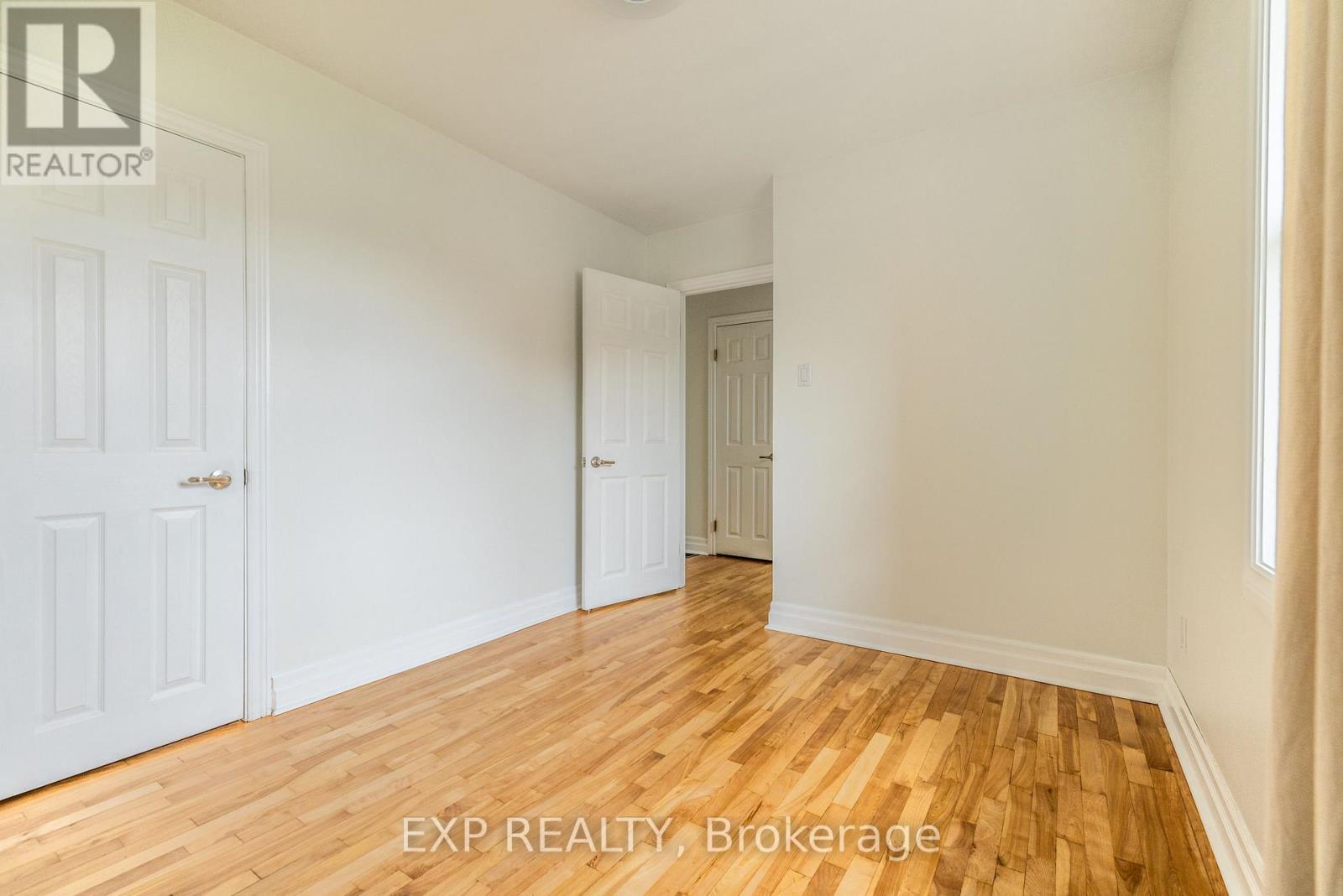 1954 Rosebella Avenue, Ottawa, Ontario  K1T 1G7 - Photo 16 - X12138759