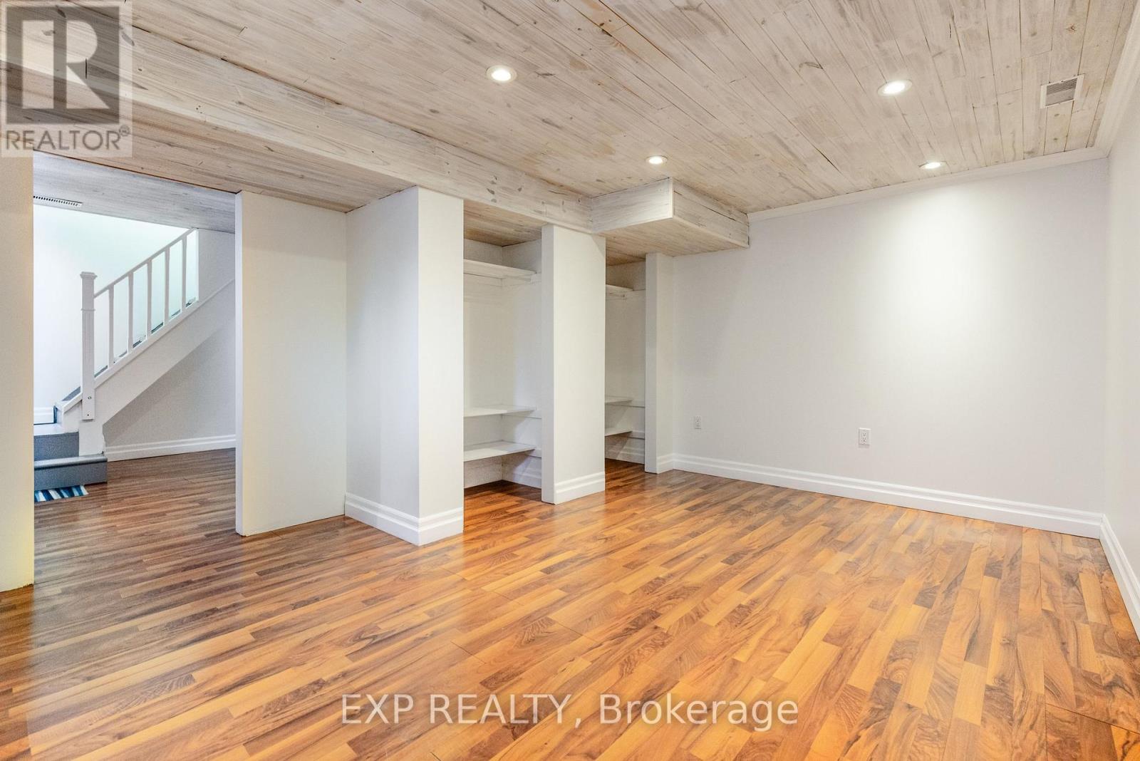 1954 Rosebella Avenue, Ottawa, Ontario  K1T 1G7 - Photo 18 - X12138759