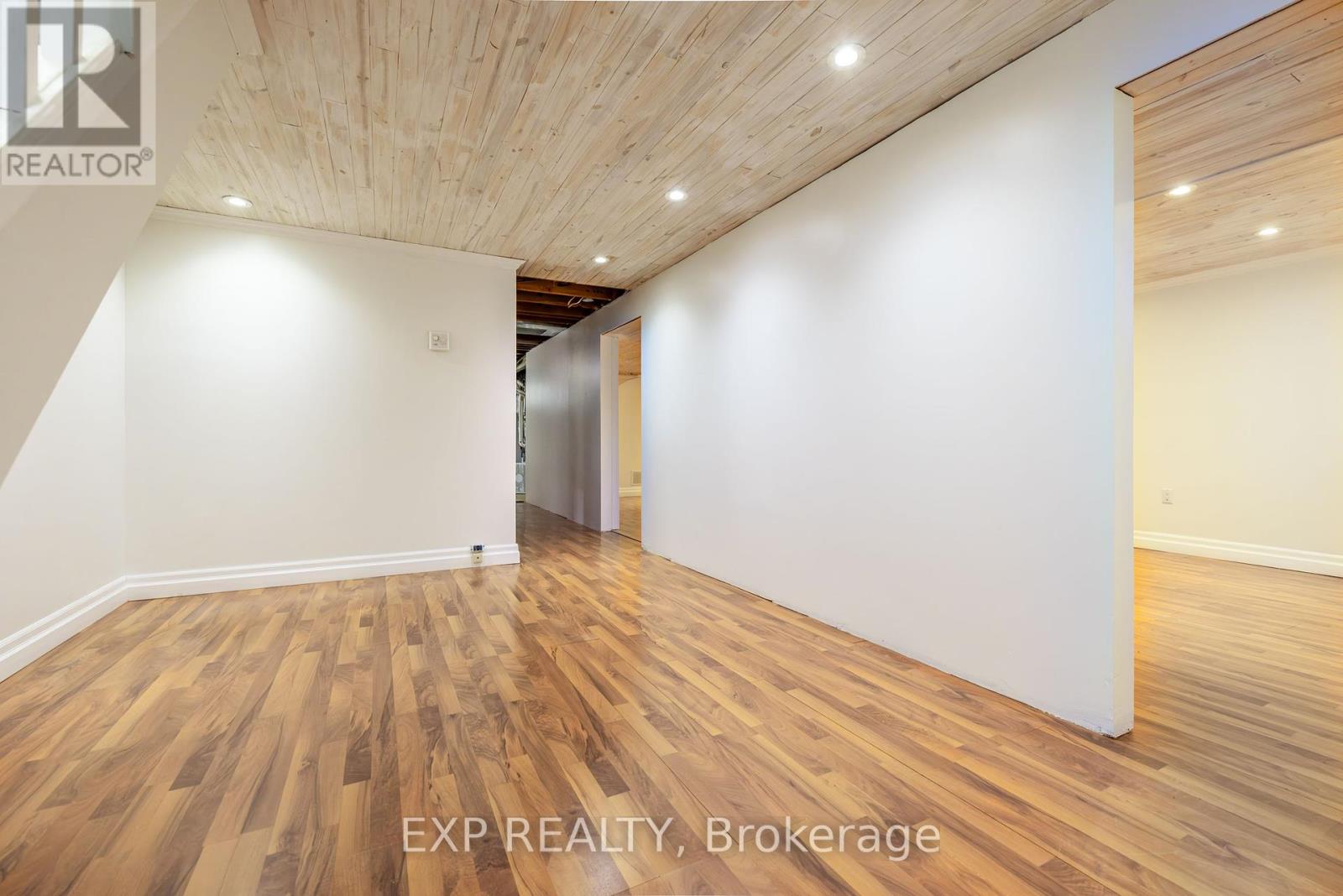 1954 Rosebella Avenue, Ottawa, Ontario  K1T 1G7 - Photo 19 - X12138759