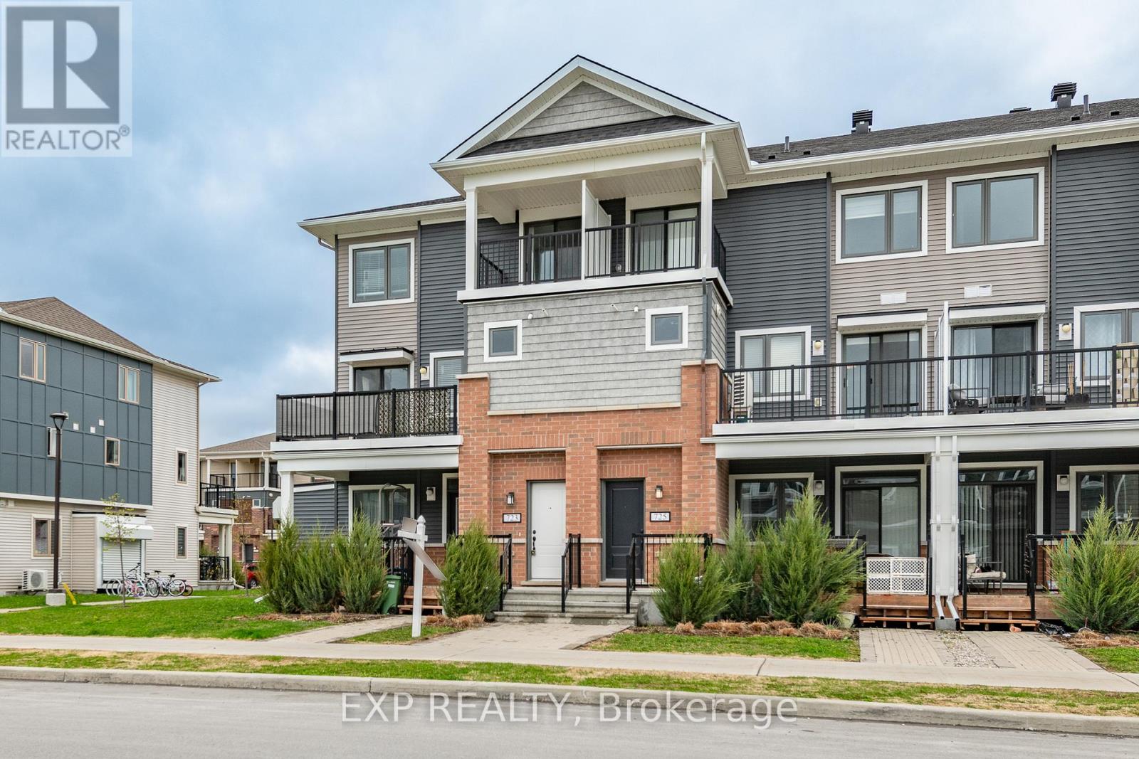 Property at 723 ROUNCEY ROAD image 2