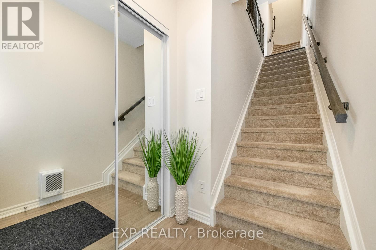 Property at 723 ROUNCEY ROAD image 5