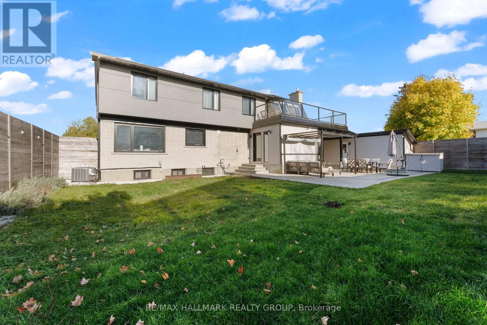 Property at 2 ST. REMY DRIVE image 2