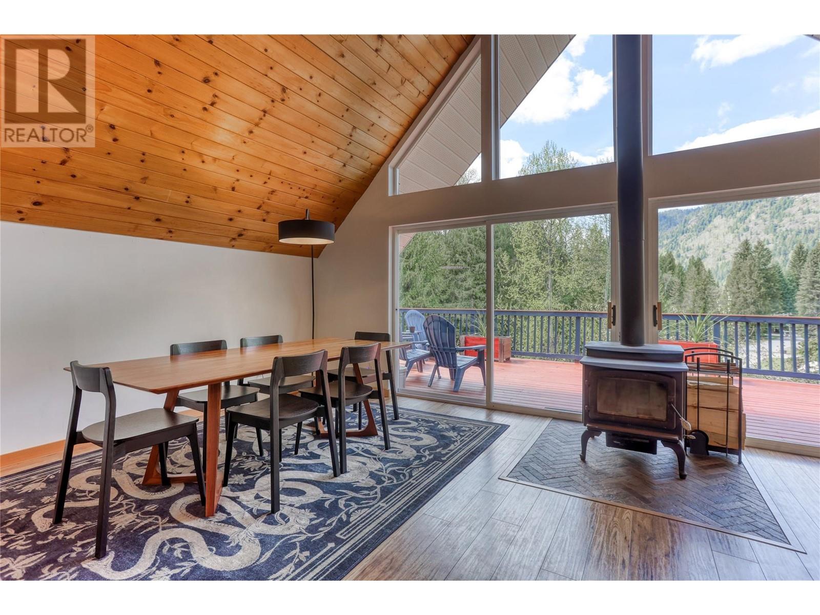 909 Carney Bridge Road, Salmo, British Columbia  V0G 1Z0 - Photo 7 - 10345149