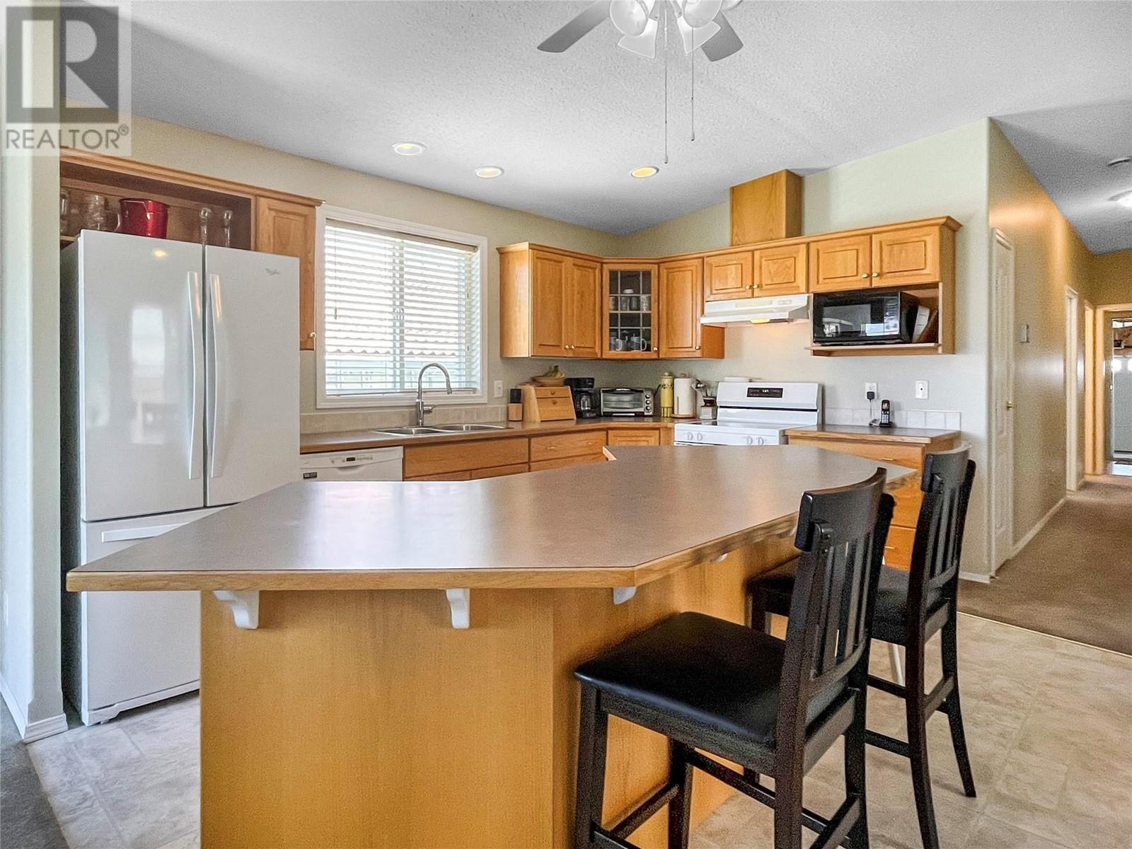 Property at 9400 115TH Street Unit# 52 image 4