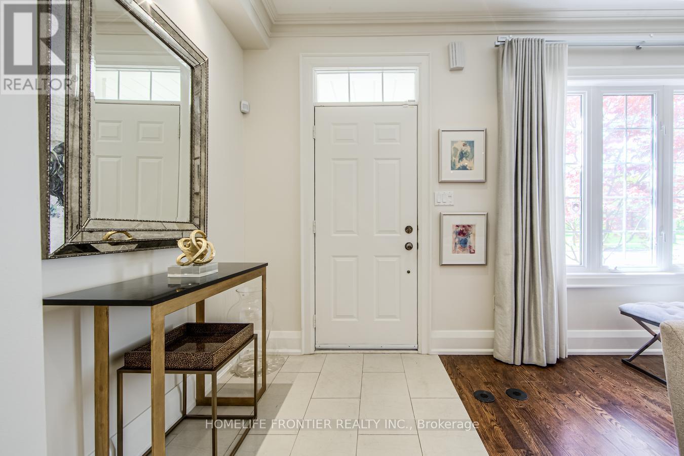 Property at 98B ELLERSLIE AVENUE image 3