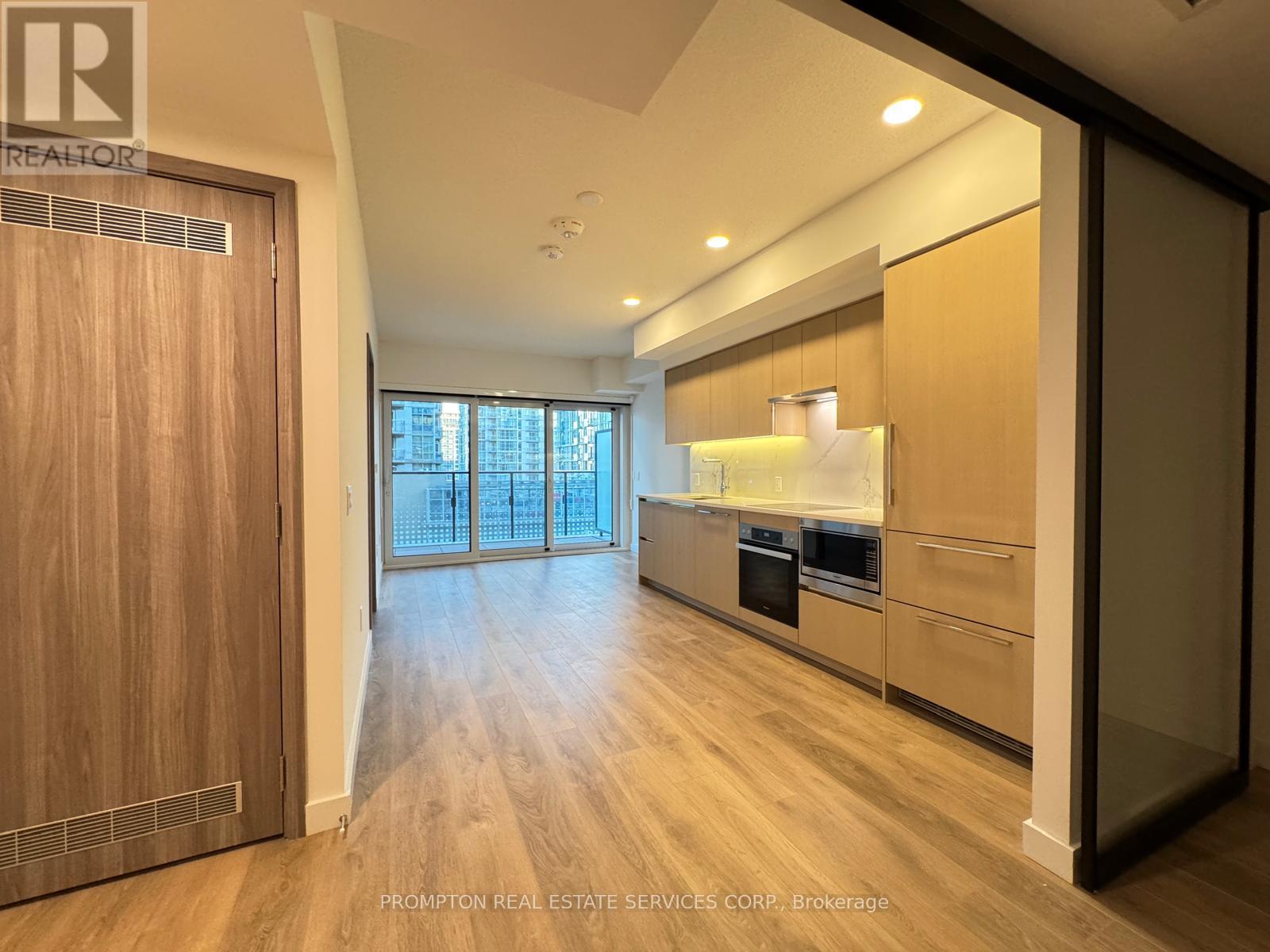 317 - 1 CONCORD CITYPLACE WAY, Toronto, Ontario