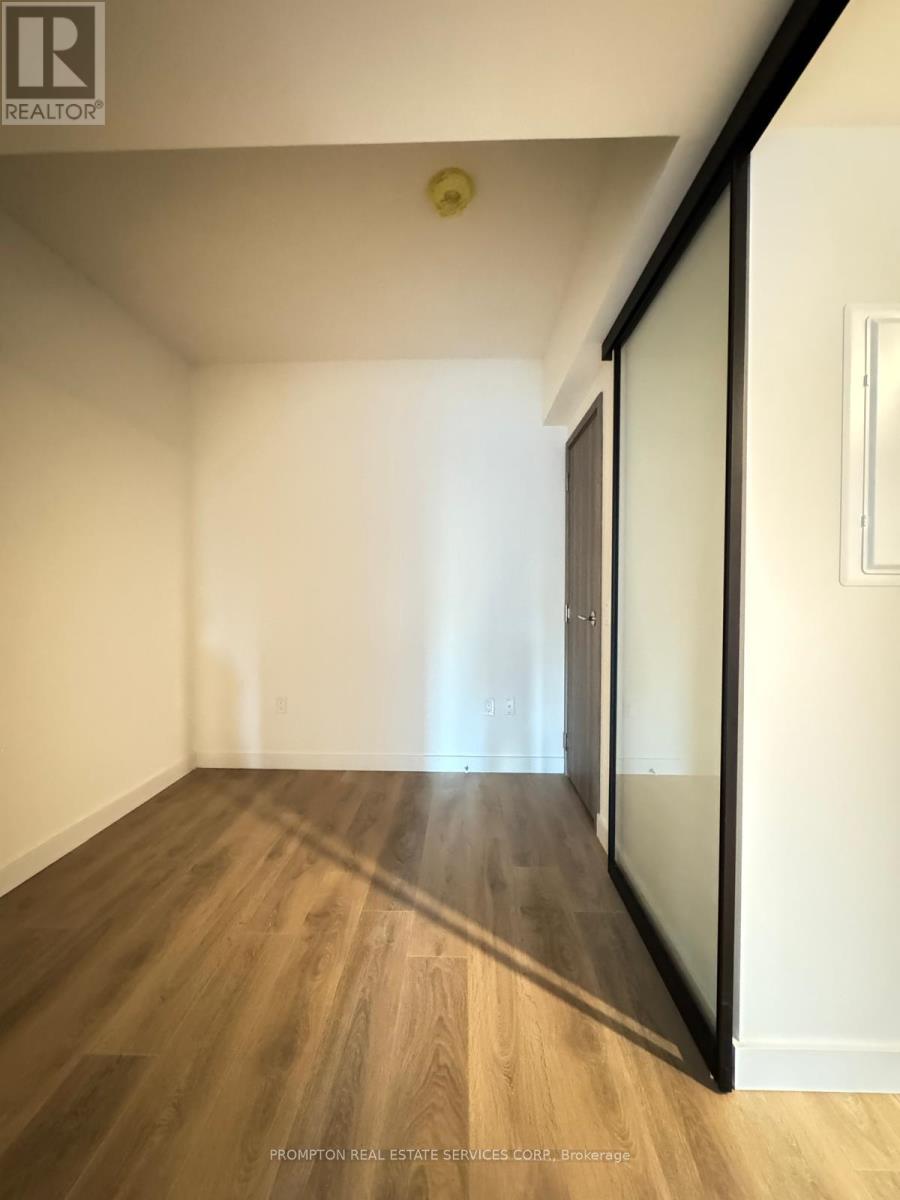 317 - 1 Concord Cityplace Way, Toronto (Waterfront Communities), Ontario  M5V 0X3 - Photo 9 - C12138798