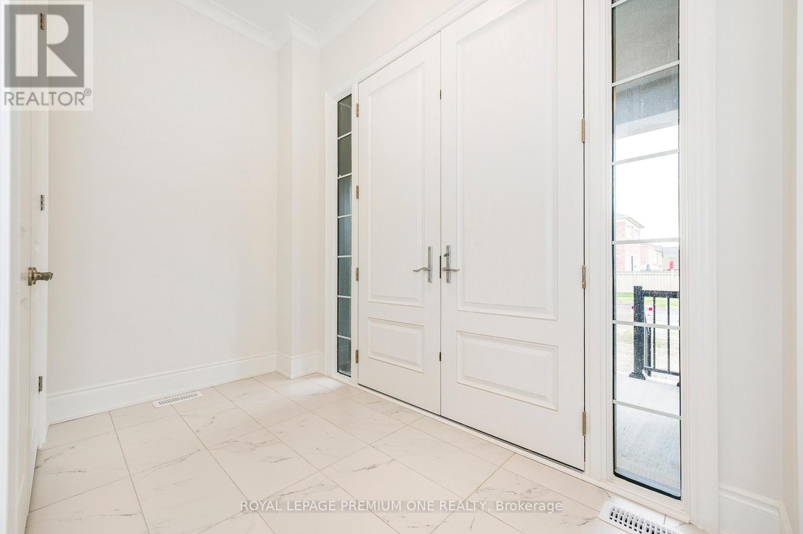 Property at 137 TIMBER CREEK BOULEVARD image 3