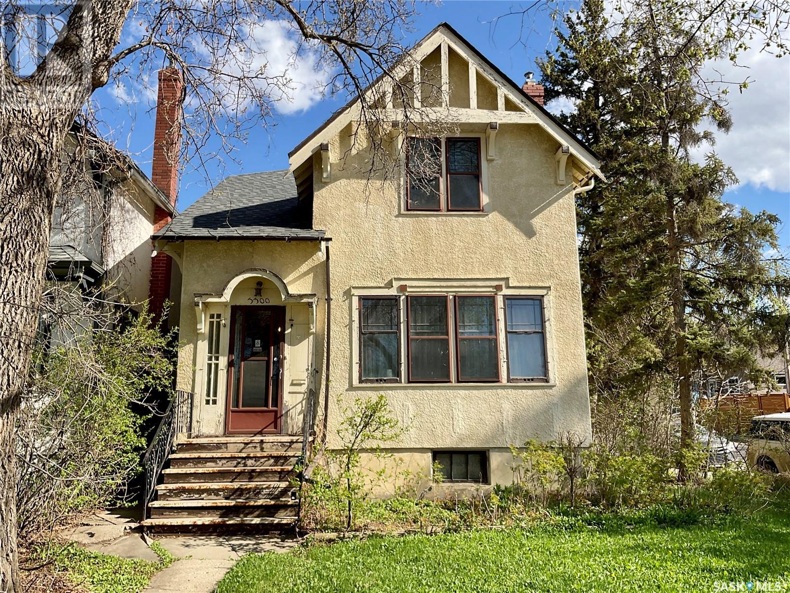 3300 College AVENUE, regina, Saskatchewan