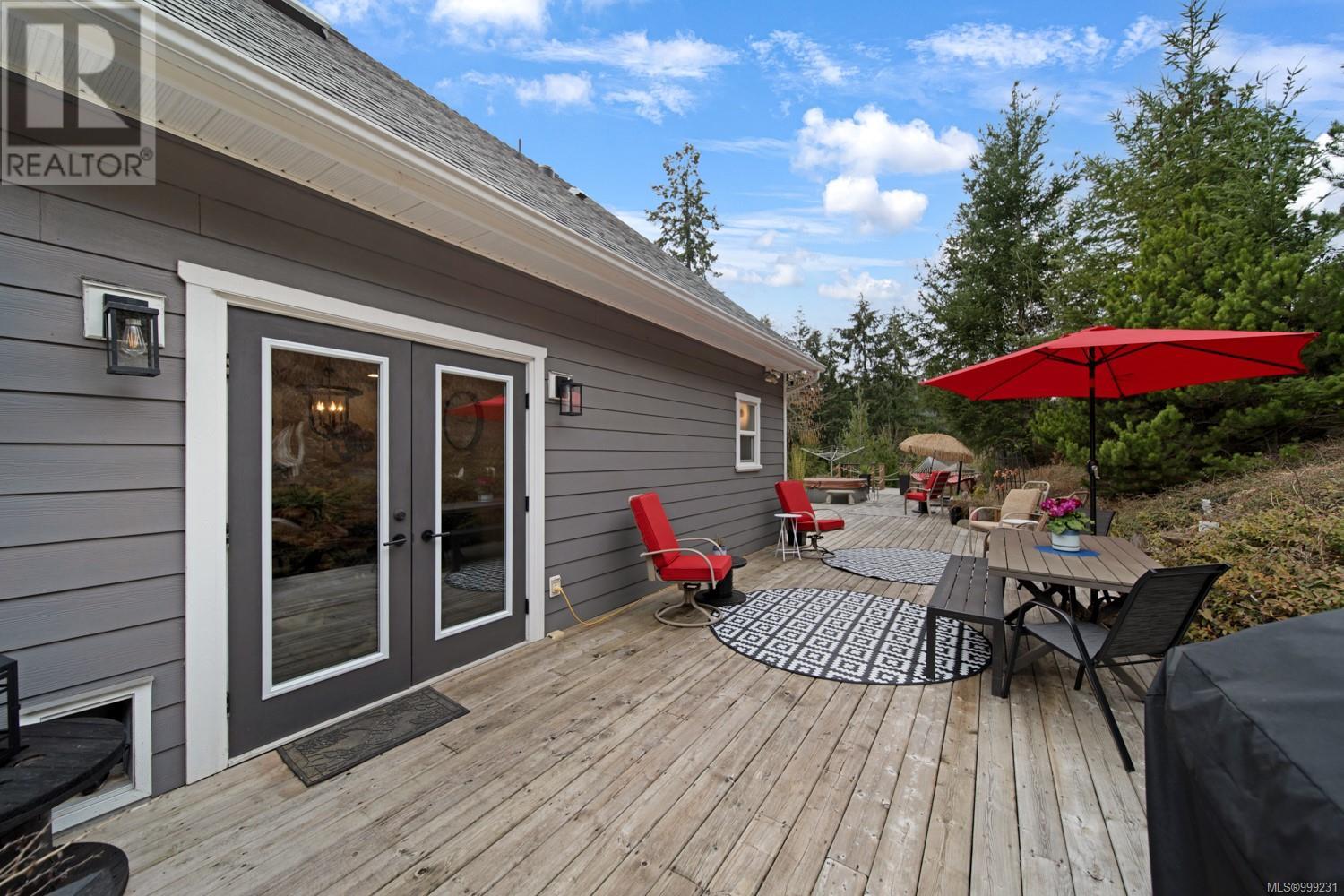 Property at 1591 Escarpment Way image 3