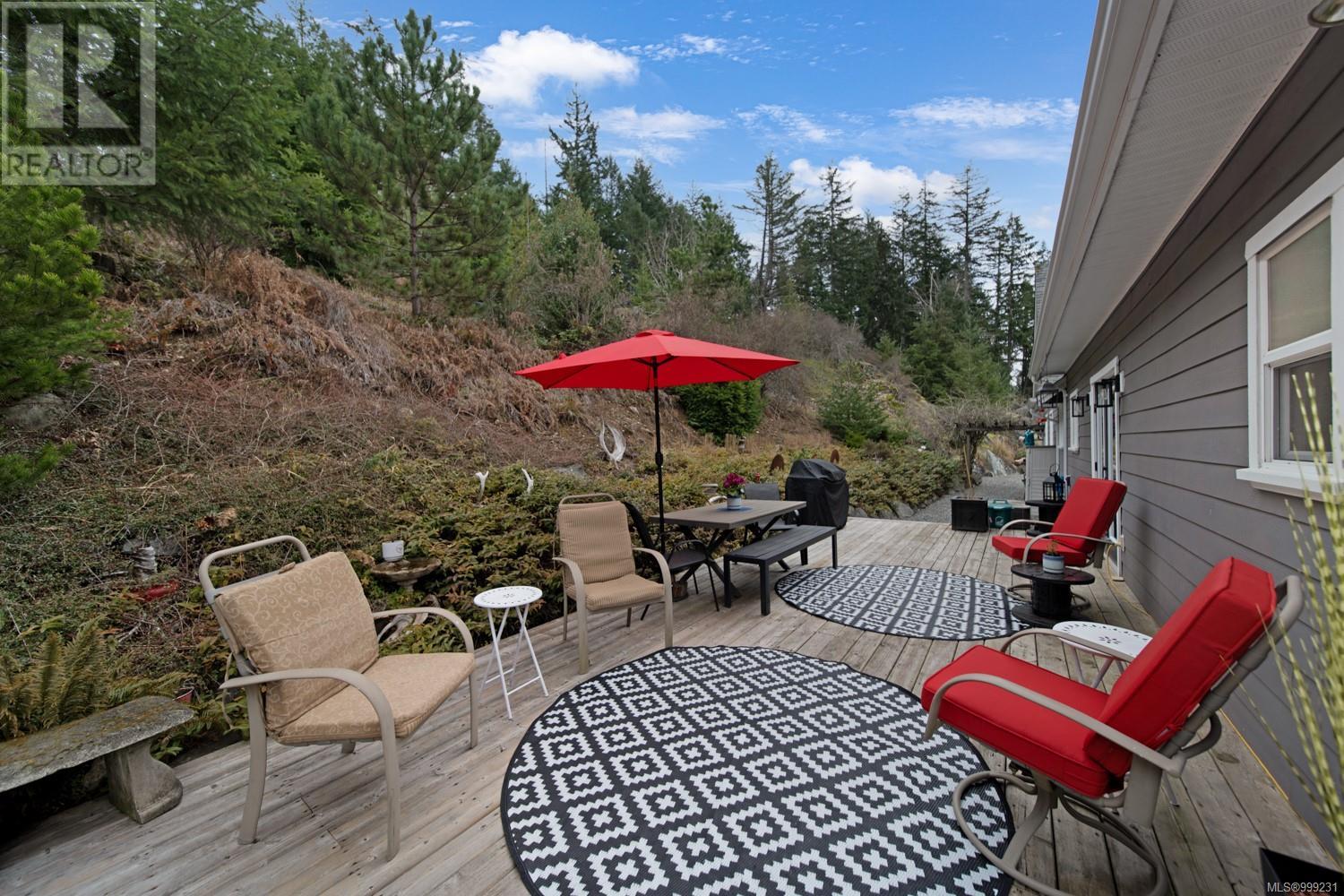 Property at 1591 Escarpment Way image 4