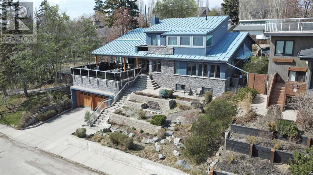 Property at 1720 12 Avenue NW image 2