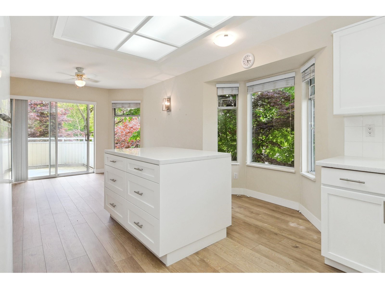 228 7156 121 Street, Surrey, British Columbia  V3W 0J6 - Photo 6 - R3000990