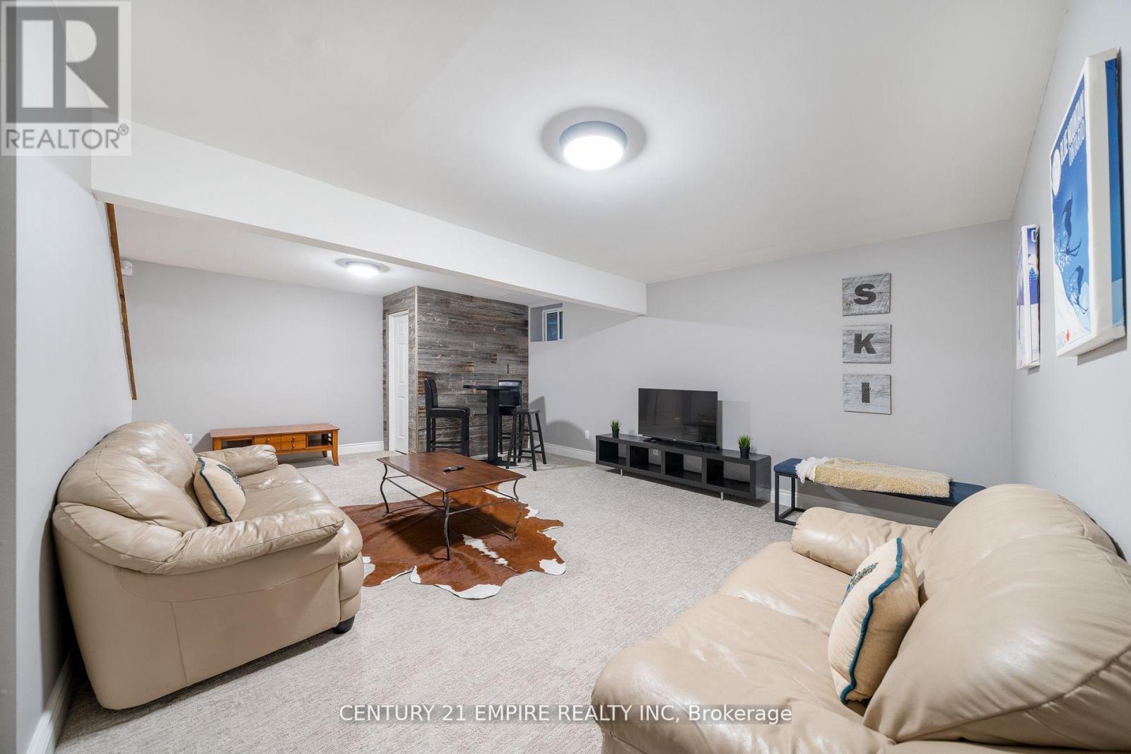 102 Liisa's Lane, Blue Mountains, Ontario  L9Y 0M3 - Photo 30 - X12138784