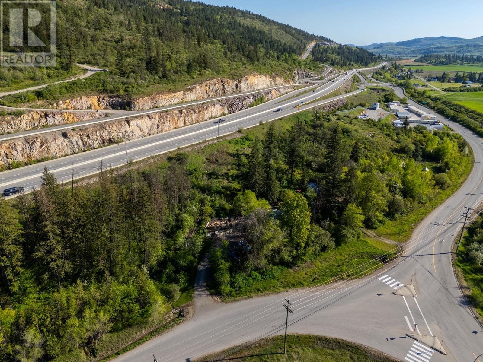 772 Otter Lake Cross Road, Spallumcheen, British Columbia