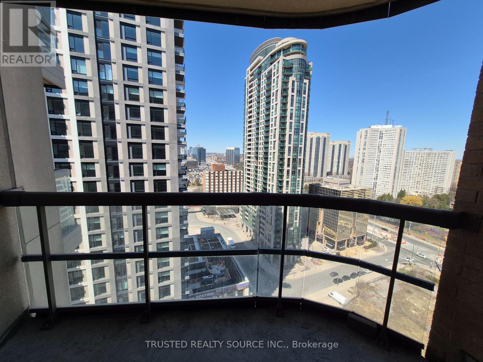 2302 - 156 Enfield Place, Mississauga, Ontario  L5B 4L8 - Photo 24 - W12011489