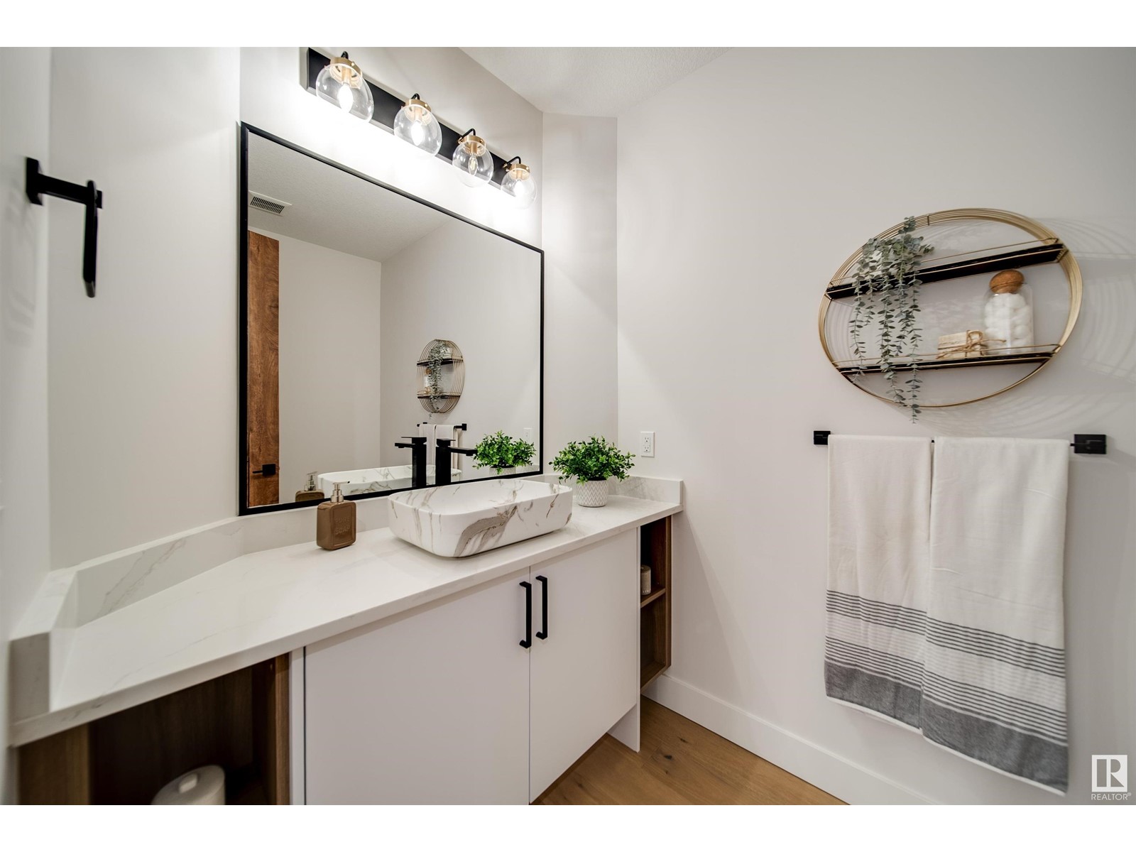 4003 Ginsburg Cr Nw, Edmonton, Alberta  T5T 4V2 - Photo 20 - E4435686