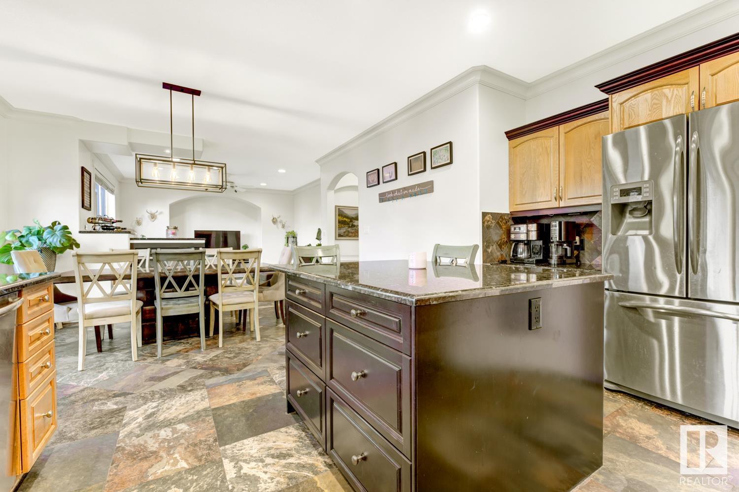 Property at 527 DICKENS LO NW image 3
