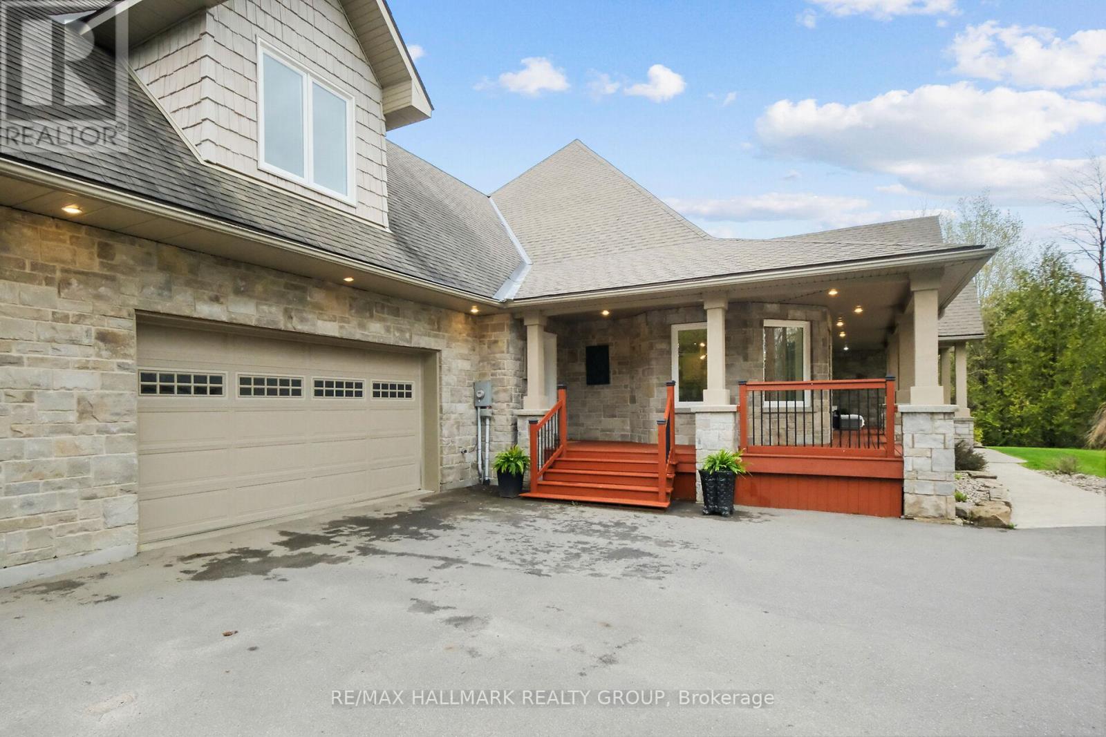 19b Basswood Crescent, Rideau Lakes, Ontario  K7A 5B8 - Photo 4 - X12138823