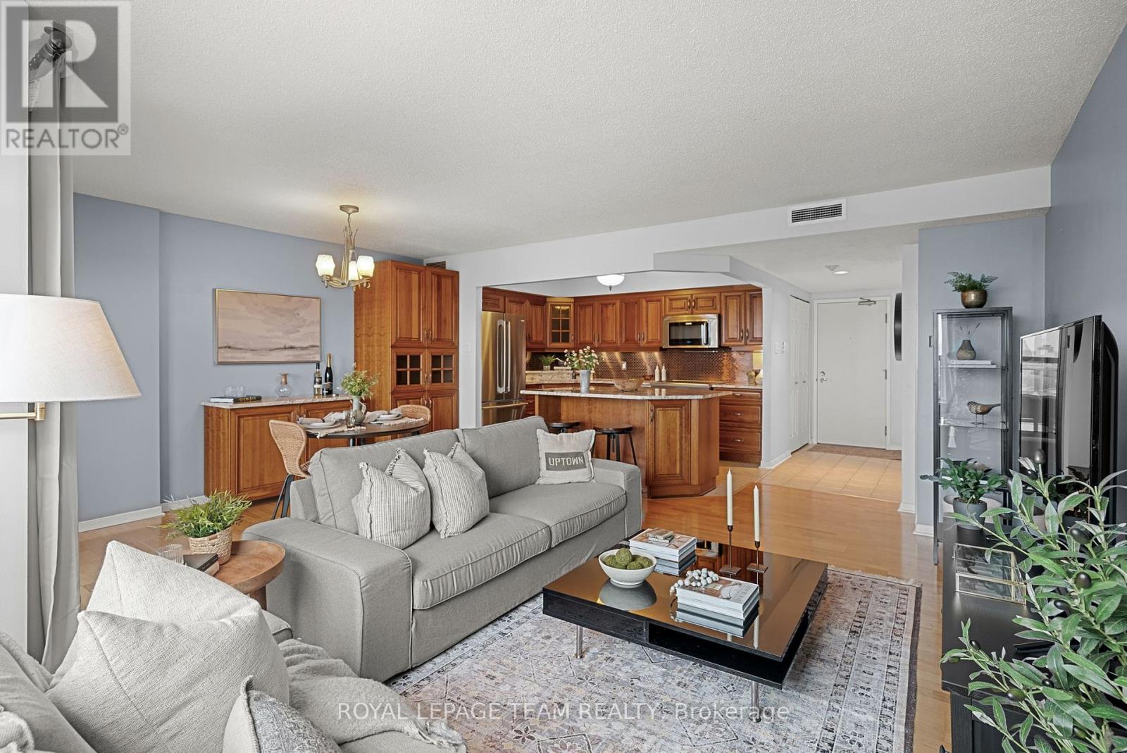 903 - 215 Parkdale Avenue, Ottawa, Ontario  K1Y 4T8 - Photo 8 - X12138828