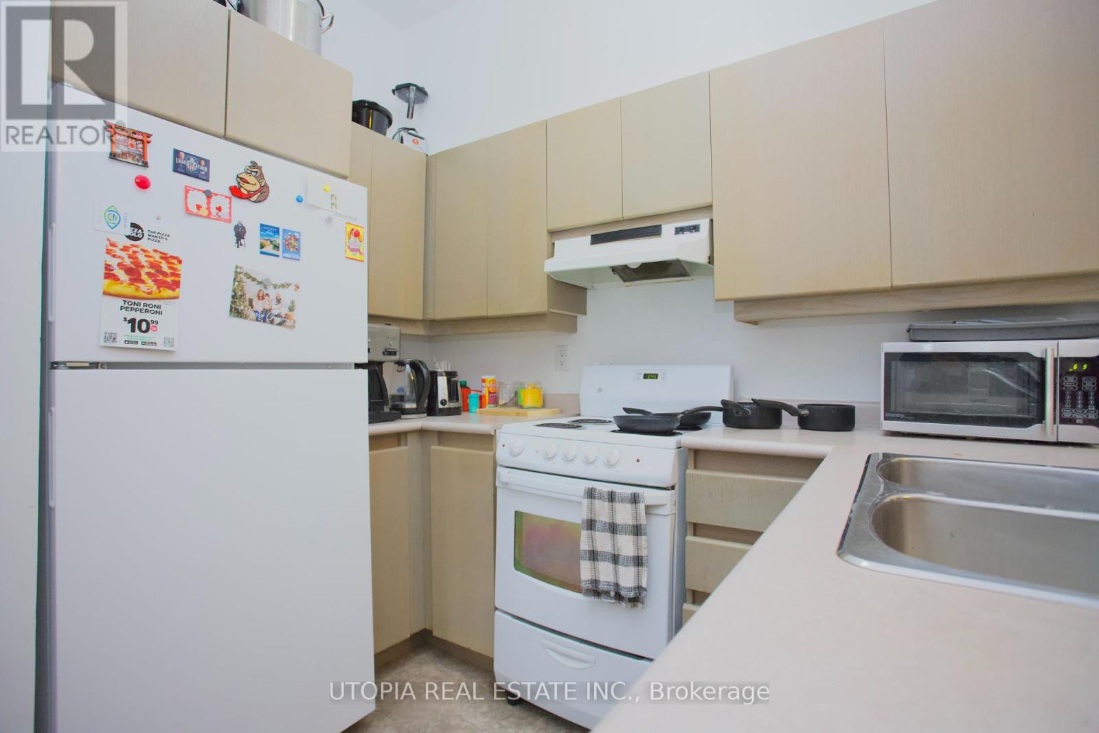 1017 - 7 King Street E, Toronto, Ontario  M5C 1B2 - Photo 13 - C12138806