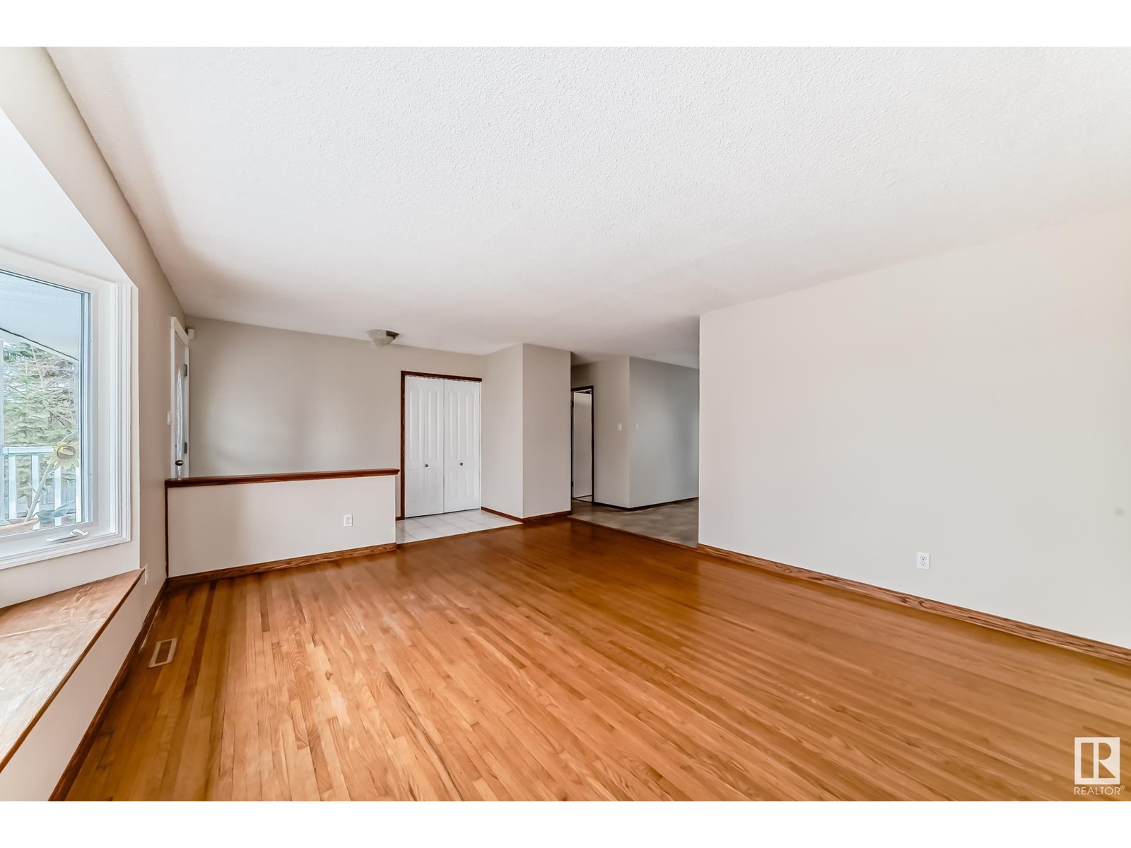 Property at 16808 79A AV NW image 4