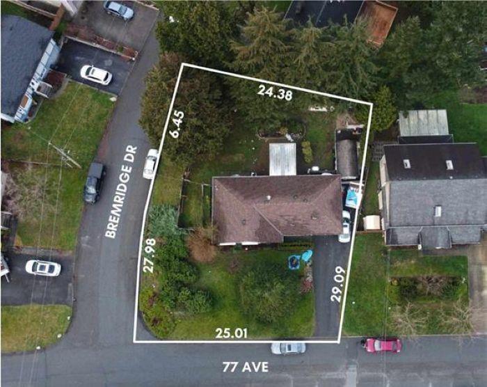 Property at 11377 77 AVENUE image 4