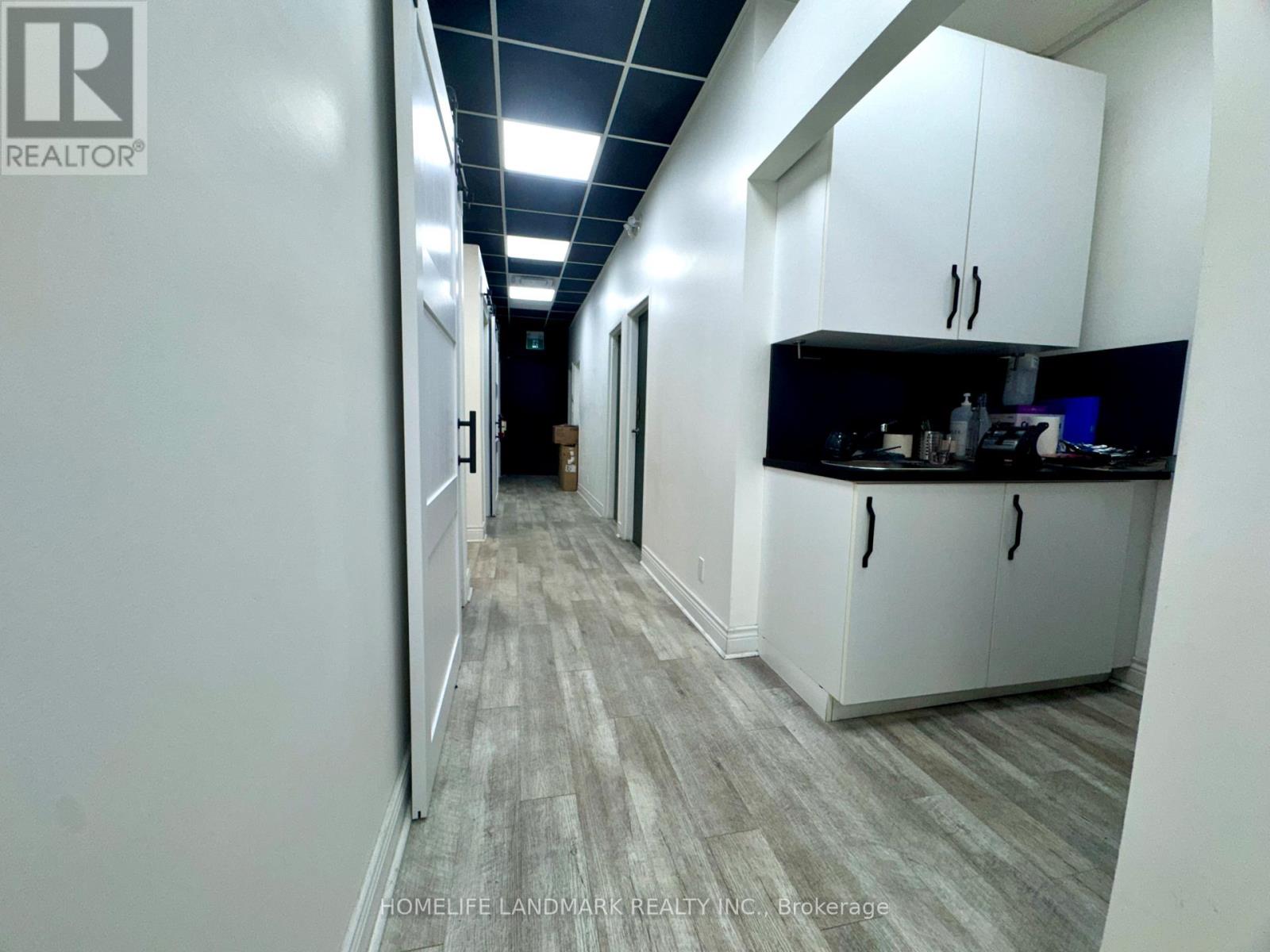 Ground Unit - 373 Broadview Avenue, Toronto, Ontario  M4K 2M7 - Photo 4 - E12136373