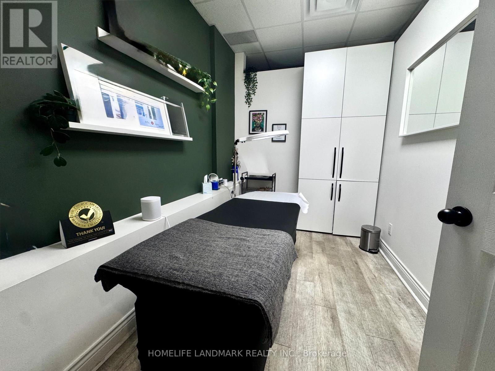 Ground Unit - 373 Broadview Avenue, Toronto, Ontario  M4K 2M7 - Photo 8 - E12136373