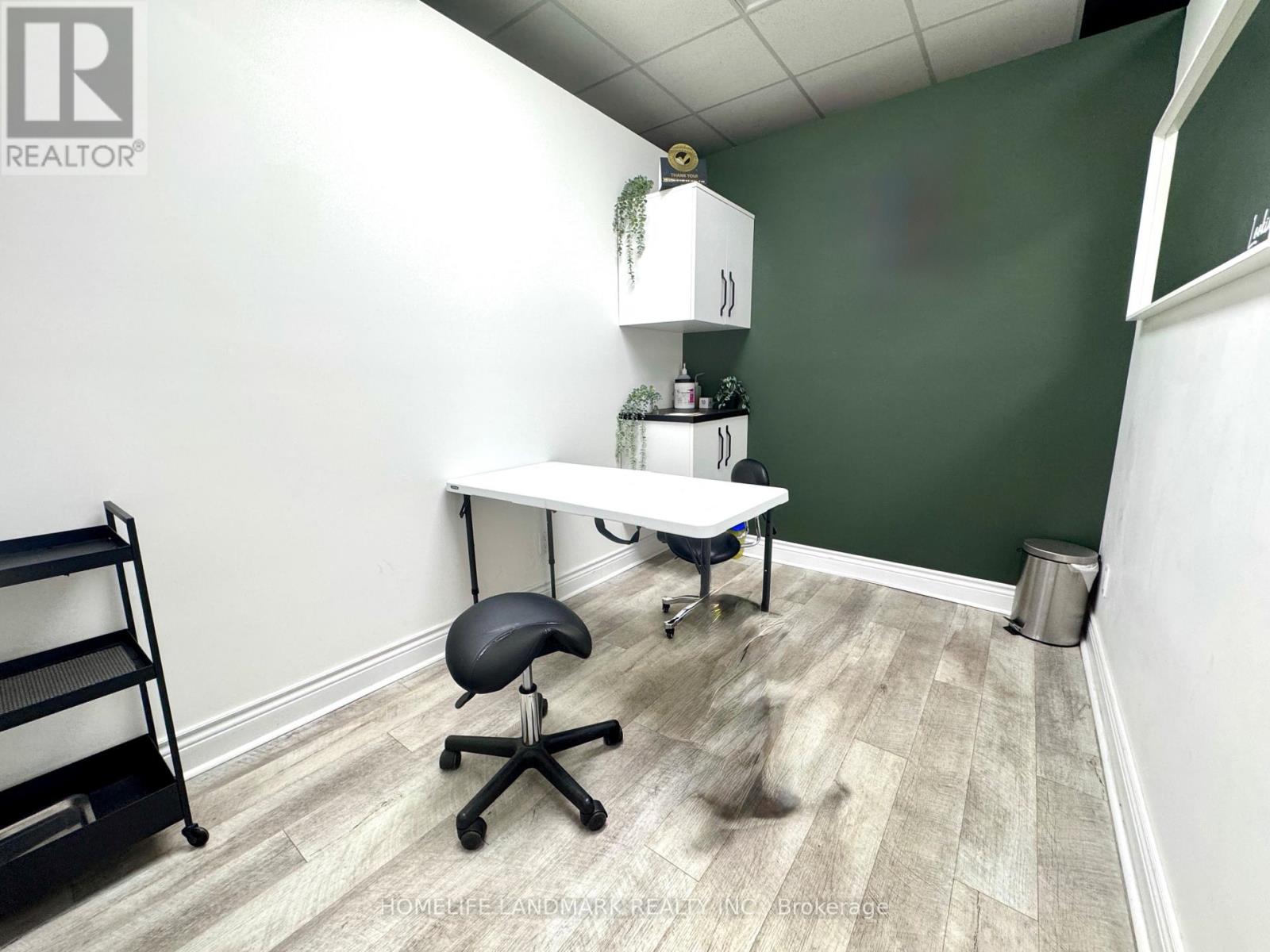 Ground Unit - 373 Broadview Avenue, Toronto, Ontario  M4K 2M7 - Photo 9 - E12136373