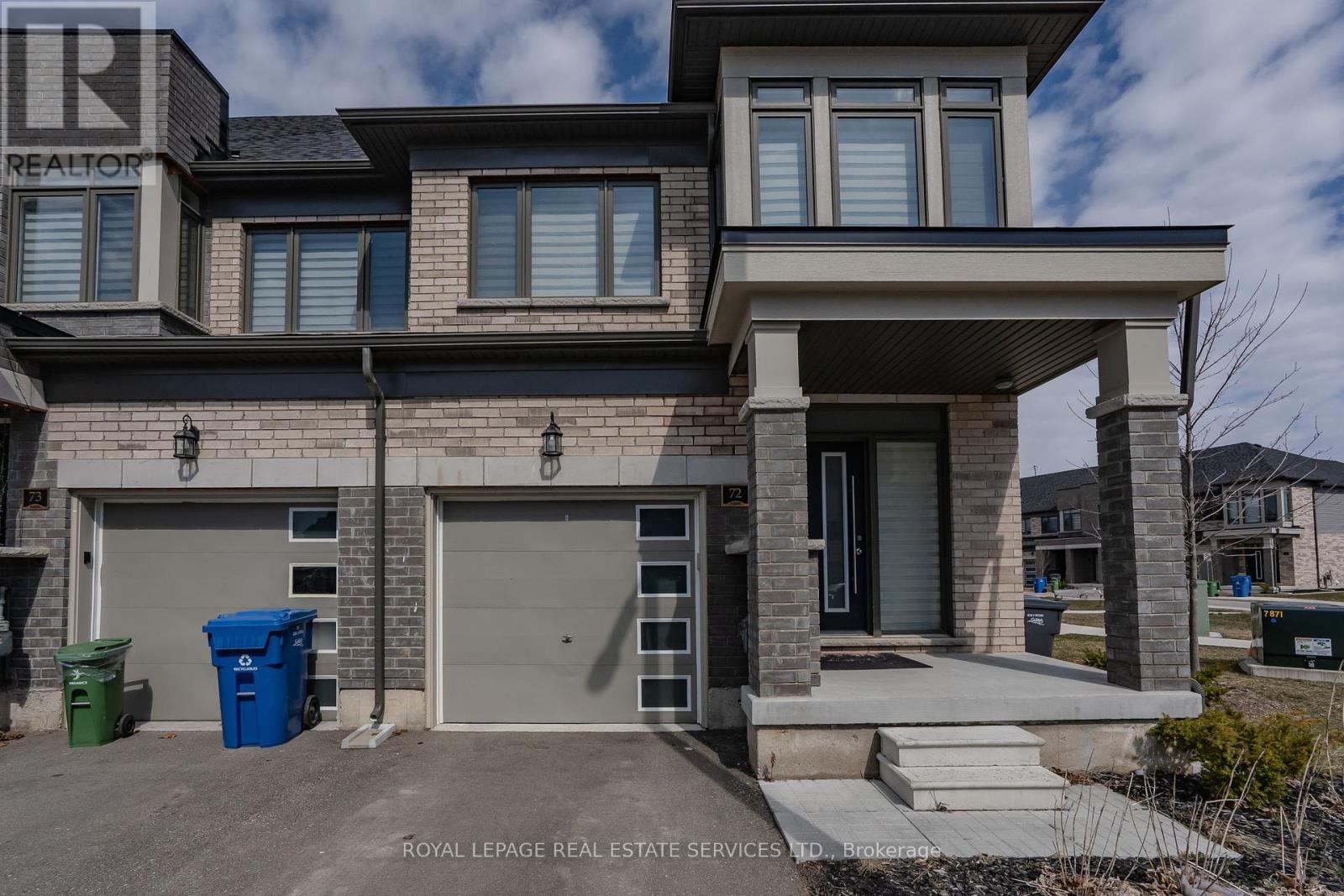 72 - 166 Deerpath Drive, Guelph, Ontario  N1K 0E2 - Photo 1 - X12138817