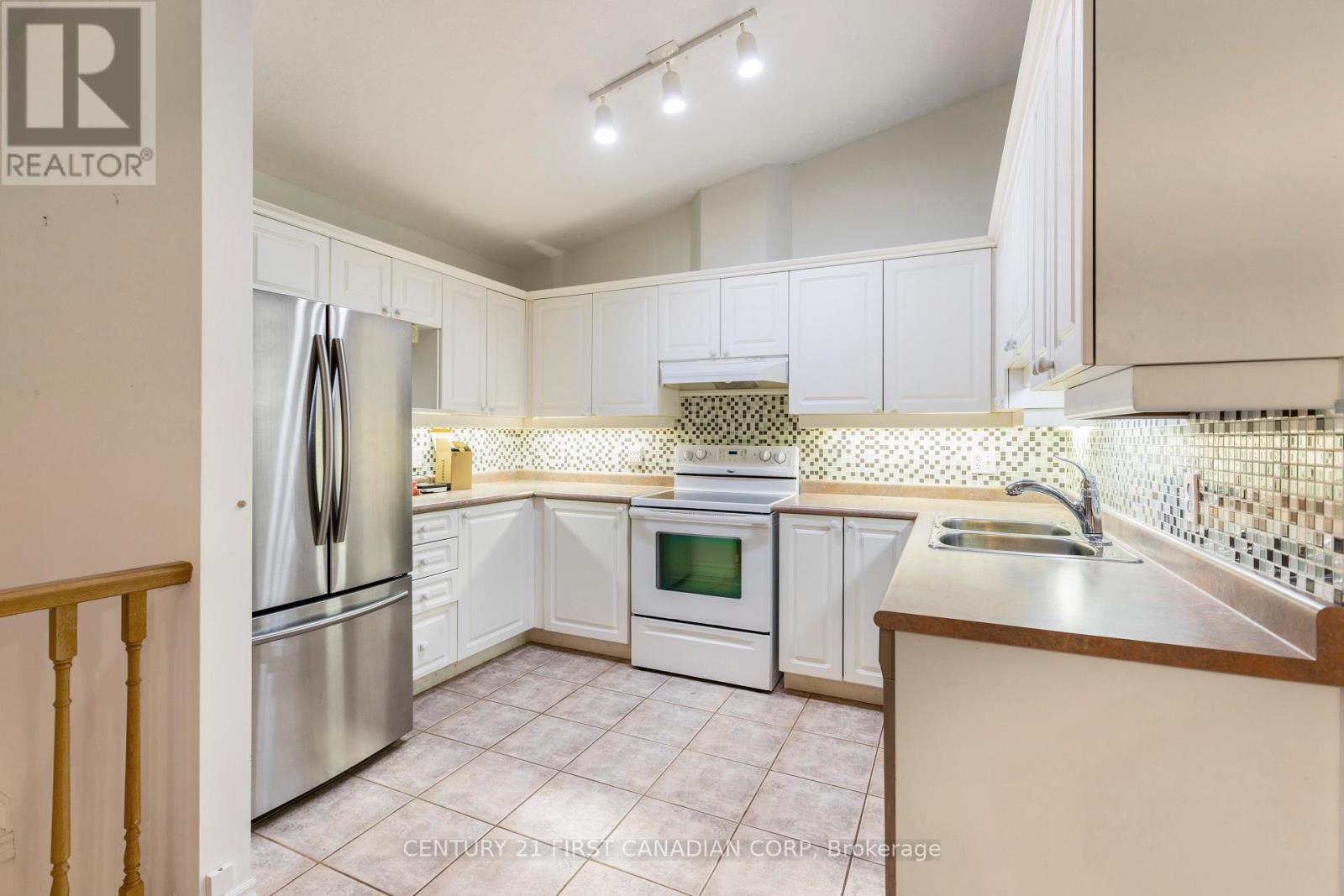 10 - 1241 Beaverbrook Avenue, London North, Ontario  N6H 5P1 - Photo 13 - X12138155